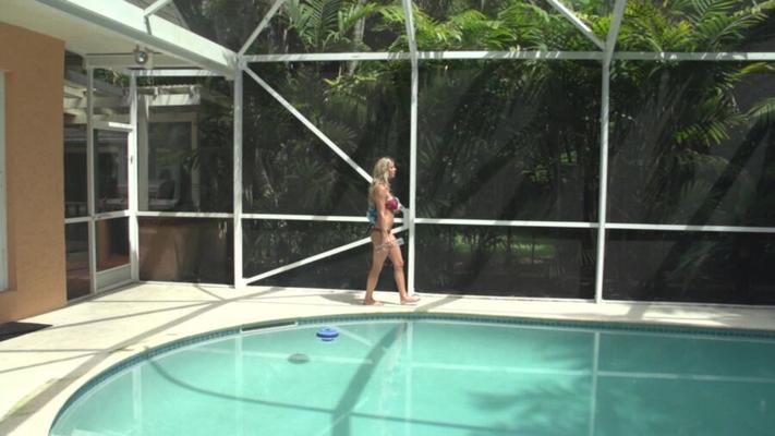 Alexis Fawx catches a peeping tom