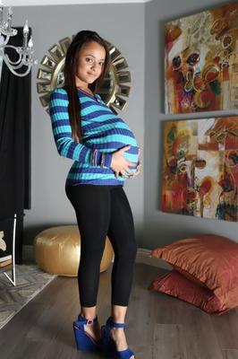 Holly Hendrix - Mets-moi enceinte BTS