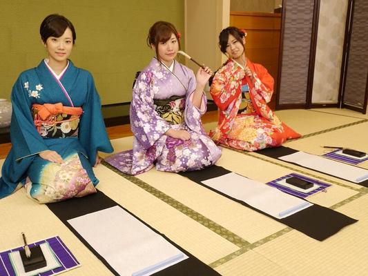 Yuko Okada, Asuka Igawa, Saki Shiina 2