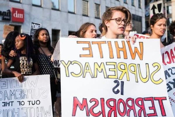 Mulheres brancas contra a supremacia branca