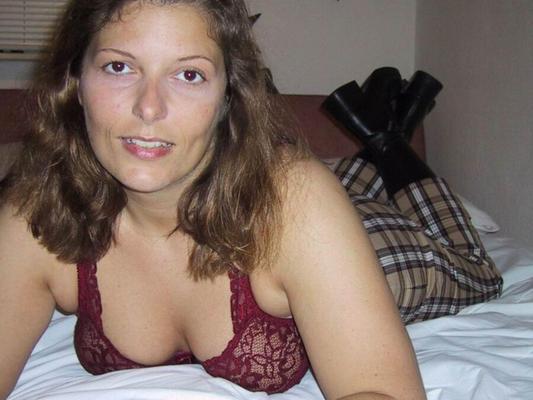 MILF allemande enceinte délicieuse