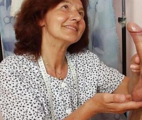 La abuela todavía quiere la polla