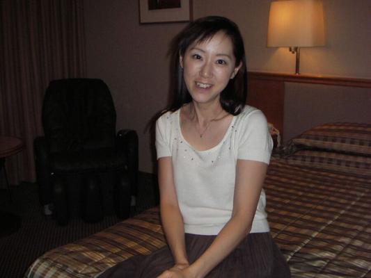 Mayu - Hotel Bedroom Nudes