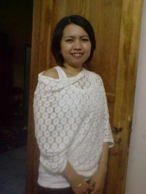 Malaysia - tante girang jilbab (horny veiled mature)