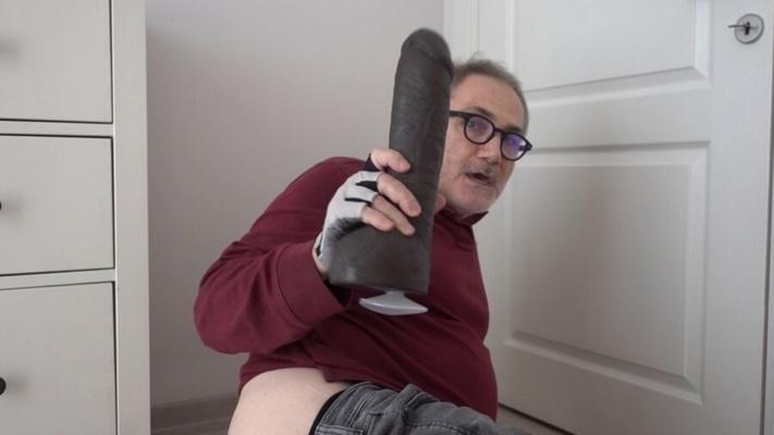 Mr BigHOLE Big Ass Gay vs Bam Vibrador Enorme