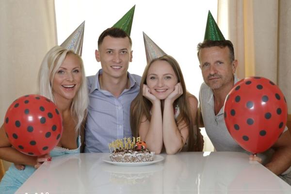 Kathy Anderson, Lady Bug - L'anniversaire est une fête de famille