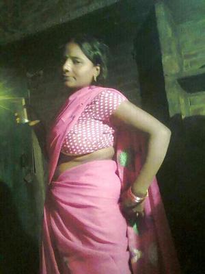 Tante indienne mature et chaude nue