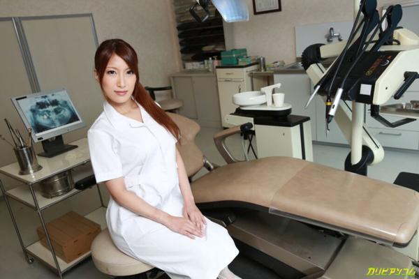 DENTISTA PUTA Y CLIENTE MUY SATISFECHO (JAPÓN)