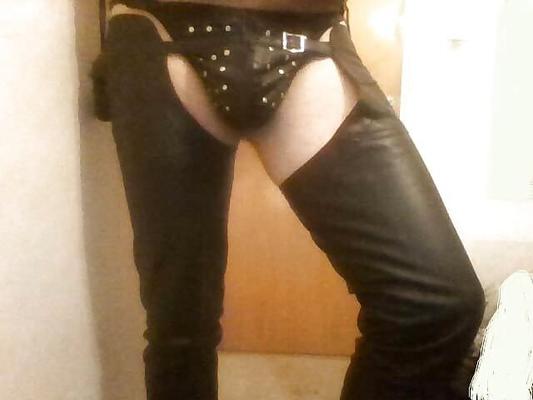 MY HOT SEXY LEATHER CHAPS.