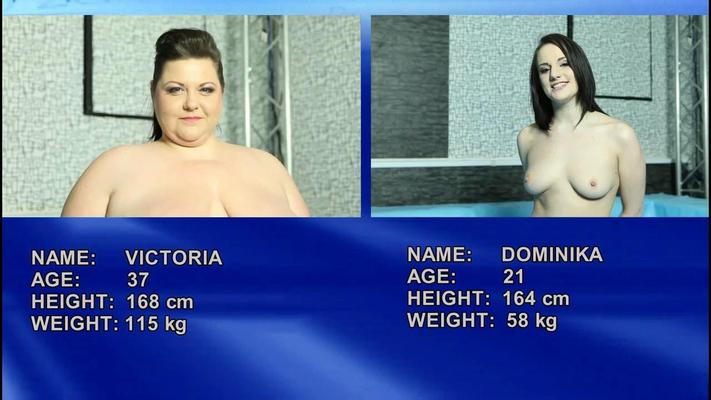 Viktorie vs Dominika BBW luta de óleo nua